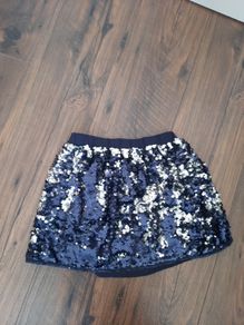 Beautiful sequins skirt girls size 6 years
