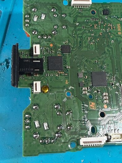 Genuine Sony PS5 DualSense Controller used