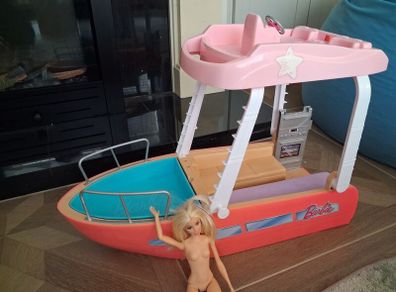 Barbie Boat