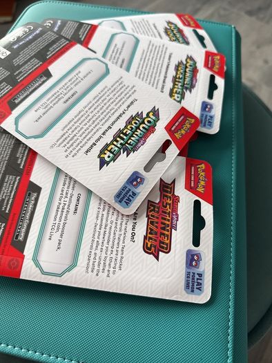 Pokemon Blister Pack - Journey Together and Destined Rivals
