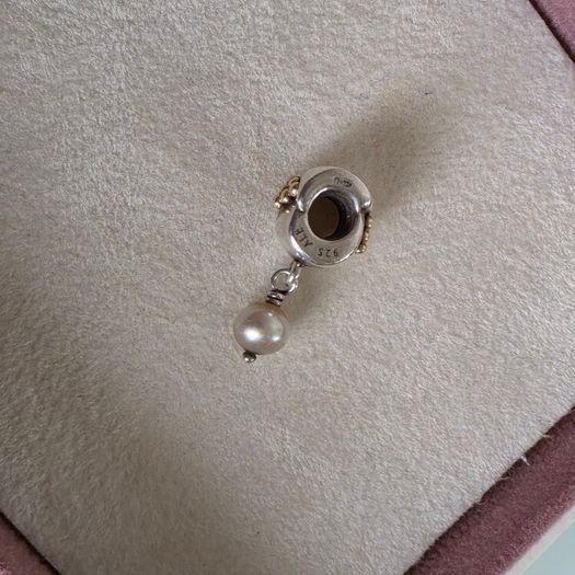 Pandora dangle pearl and 14k gold grapevine charm in great condition