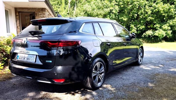 Renault Megane 2021 E-tech PHEV 160 Auto Iconic ST