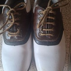 golf shoes....ladies