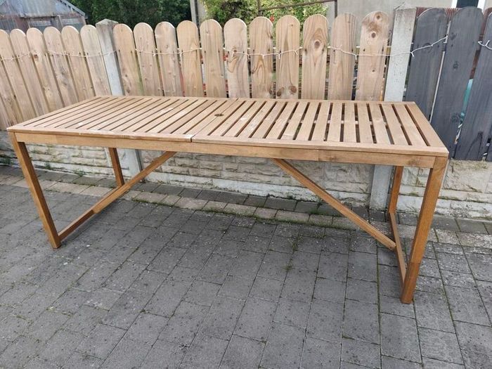 patio table
