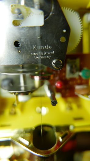Vintage Kundo  Clock Made In Germany   Battery Operated (works well)