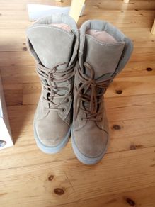 Woman boots
