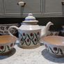 nicholas mosse red tulip teapot and 2 small bowls Image 3