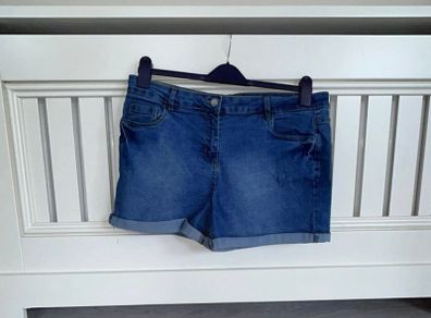 Brand-new Ladies Blue Denim Shorts from Pepco Size: UK 16 / EU 44