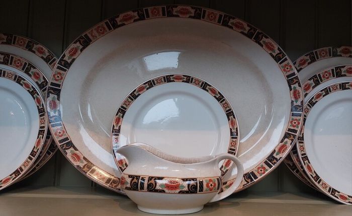 Amazing and Rare Arklow Pottery-Avoca Ware in Pattern Number 878, From the Very Early Days of Arklow Potterys Production, Circa 1936, Mixed Used Condition, Display Only