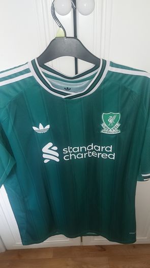 Liverpool Shirts - Name and Number