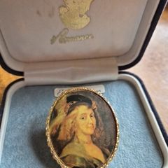 Vintage Brooch