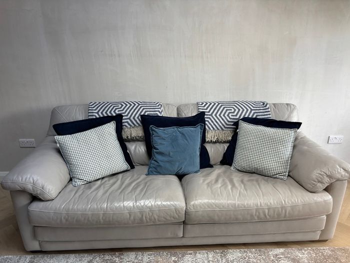 Leather Sofa/ Arm Chair/ Footstool