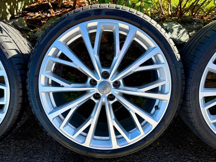 Genuine A6 Alloy wheels