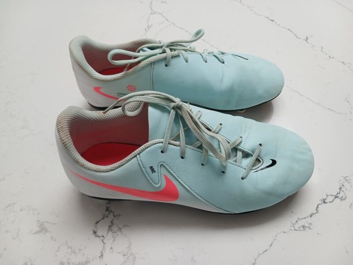 Nike Phanthom football boots