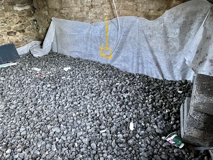 Floor insulation