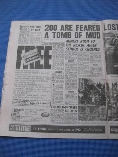 Replicas Of Daily Mirror Famous Front Pages