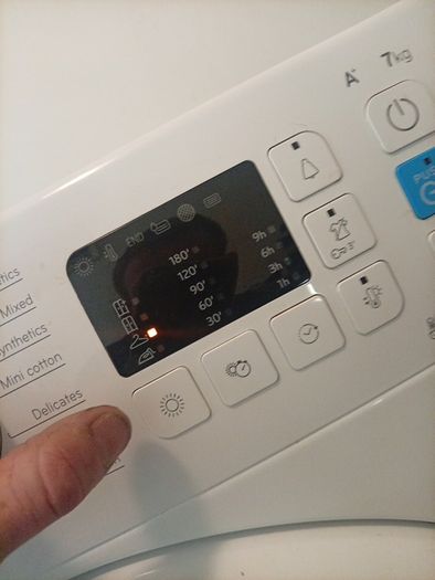 Indesit dryer 7kg a+ mint condition