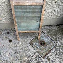 Antique glass wash board