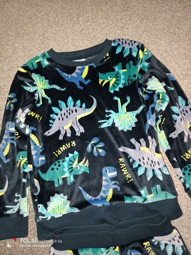New.boys winter pijamas.age 6/7