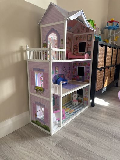 Doll House