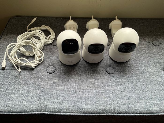 Eufy C220 Cameras