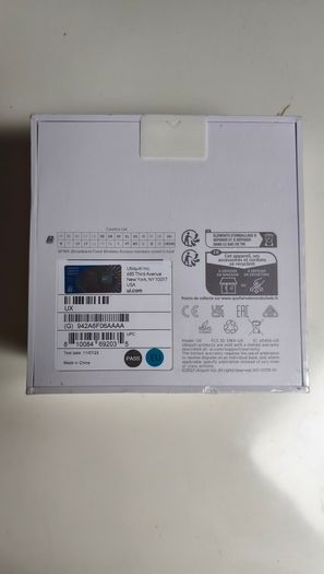Ubiquiti Ubiquiti UniFi Express UX (1x GbE WAN, 1x GbE LAN, WiFi 6 AP) 802.11ax, 0.96" LCM status display