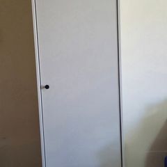 FREE single wardrobe in excellent condition from ikea