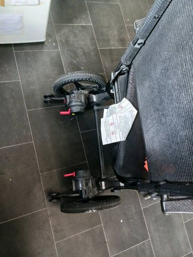 Jazzy carbon electric wherlchair