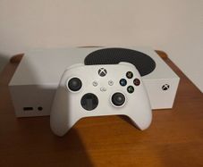 Xbox series s + controller