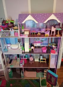 Barbie 4-story dollhouse