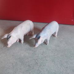 SET OF  2  Schleich Pink Pig Figure USED Made In Germany