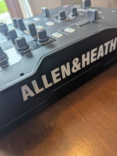 Allen & Heath XONE23 Professional DJ mixer including decksaver