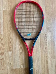 Yonex VCORE 98 (2023) tennis racket glossy Prostock finish?