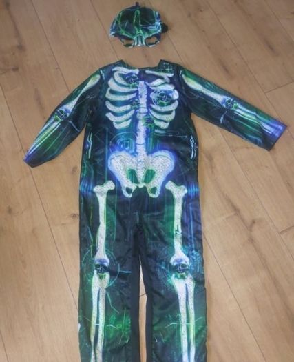 Brand New x2 Piece Skeleton Costume - Mask & Overall - Size - 5-6 Years