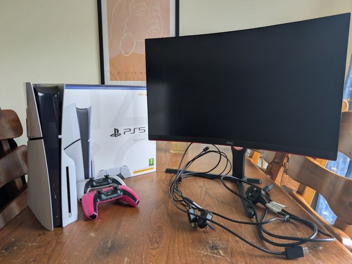 PS5 1TB Slim (boxed), extra nova pink dualsense controller + 27in AOC curved gaming monitor 1080p, 144hz, 0.5m/s