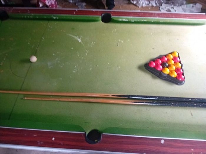 Pool table