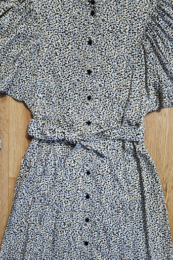 Longsleeve midi dress with belt - H&M - Blue, white, yellow, black Pattern - Size small