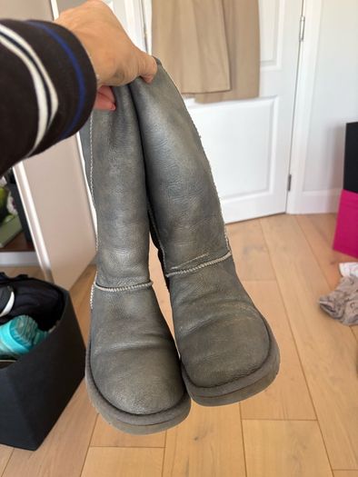 Ugg