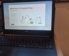 Dell Vostro15 Chromebook