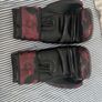 Venom boxing gloves Image 2