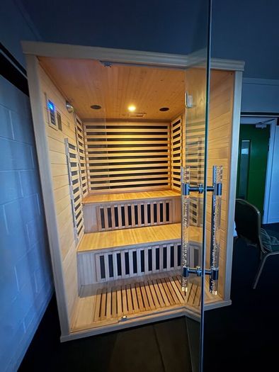 Infrared Sauna | 4 person sauna NEW