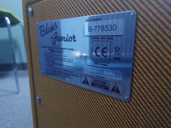 Fender Blues JR. Tweed W/ Vintage Style Footswitch