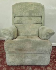 Recliner chair (manual)
