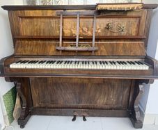 Piano for sale