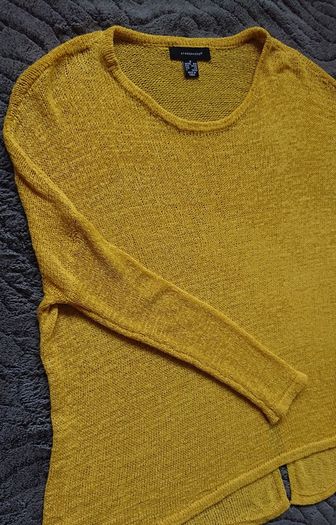 Summer Top  Size 8-12