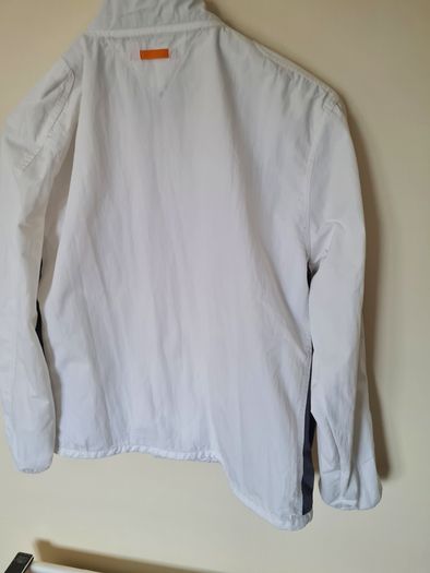 Hilfiger sport windbreaker Size xl Pit to pit 24" white nylon In excellent condition
