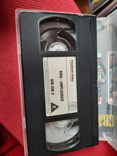 KISS: MTV Unplugged 1996 - UK VHS - (Autographed by Eric Singer)