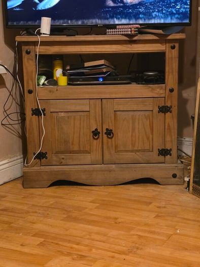 corner cabinet
