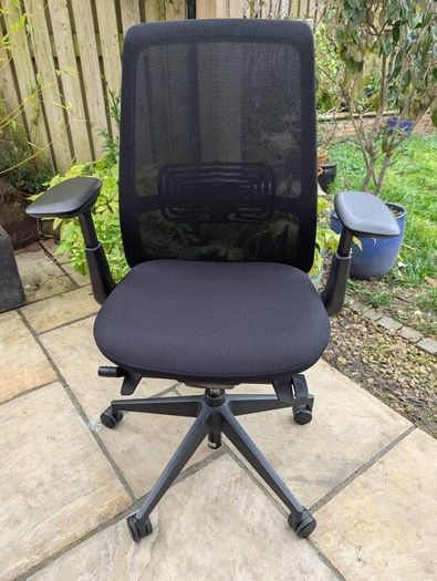 ergonomic office chair