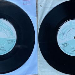 2 Dublin City ramblers singles in vg condition